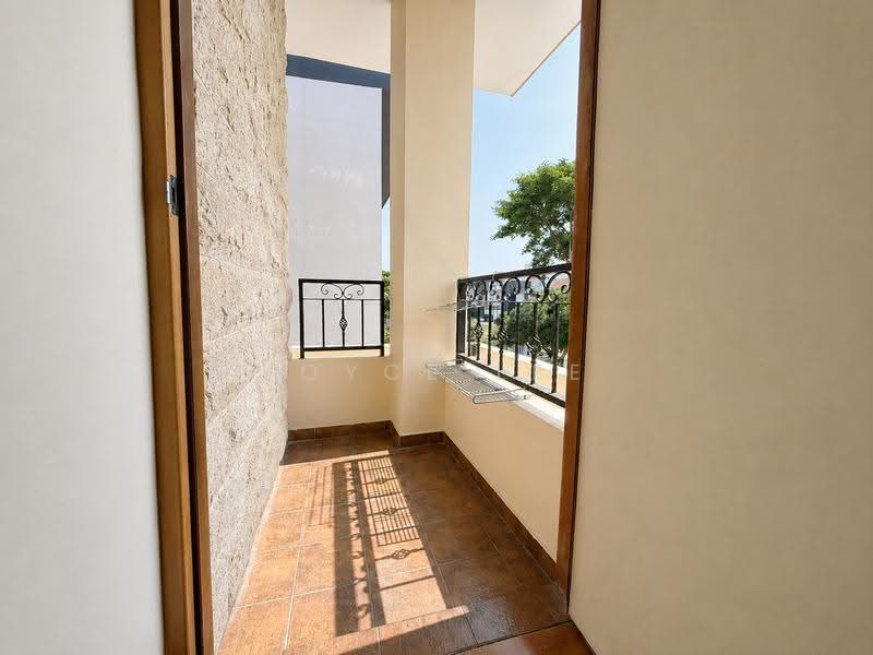 52 Jalan Pergam, Bedok / Upper East Coast, Room Rental, 400 sqft, Terraced House For Rent, by Joyce Lee, 500232364 - Balcony - PropertyGuru.com.sg