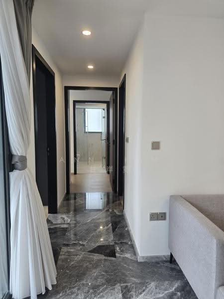 One Bernam, 1 Bernam Street, Chinatown / Tanjong Pagar, 2 Bedrooms, 872 sqft, Condominium For Rent, by Anni Kum 甘岸霓, 500232373 - Corridor - PropertyGuru.com.sg