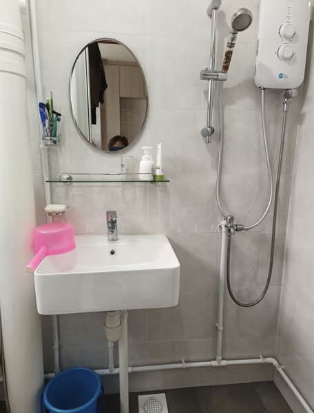 249 Kim Keat Link, 249 Kim Keat Link, Room Rental, 100 sqft, HDB Flat For Rent, by Nick Lim, 500232379 - Bathroom - PropertyGuru.com.sg