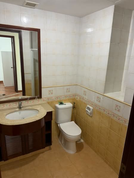 52 Tanah Merah Kechil Rd, Singapore 466684, Tanah Merah Kechil Rd, Room Rental, 100 sqft, Bungalow House For Rent, by Jacky Quek, 500232384 - Bathroom - PropertyGuru.com.sg