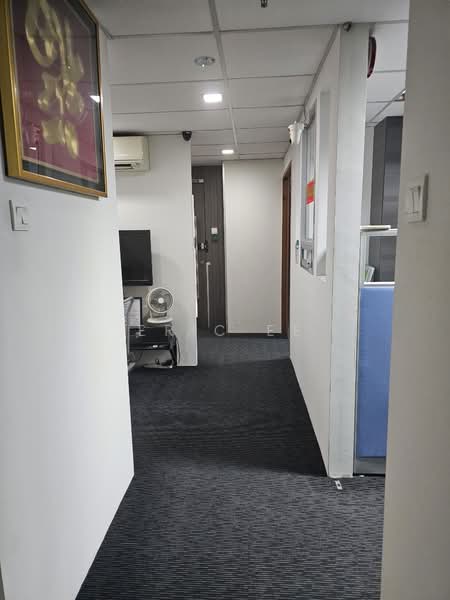 Wcega Tower, 21 Bukit Batok Crescent, 969 sqft, Light Industrial (B1) For Sale, by Eric Ee, 500232392 - Interior - CommercialGuru.com.sg