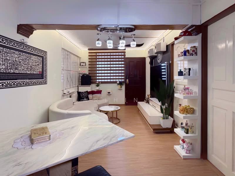 208 Boon Lay Place, 208 Boon Lay Place, 2 Bedrooms, 699 sqft, HDB Flat For Sale, by Farihin ., 500232397 - Living Room - PropertyGuru.com.sg