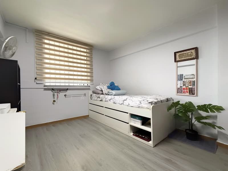 208 Boon Lay Place, 208 Boon Lay Place, 2 Bedrooms, 699 sqft, HDB Flat For Sale, by Farihin ., 500232397 - Bedroom - PropertyGuru.com.sg
