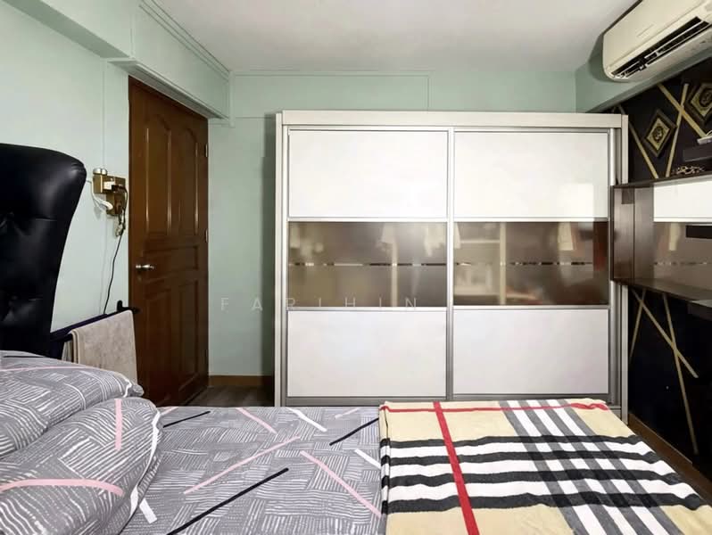 208 Boon Lay Place, 208 Boon Lay Place, 2 Bedrooms, 699 sqft, HDB Flat For Sale, by Farihin ., 500232397 - Bedroom - PropertyGuru.com.sg