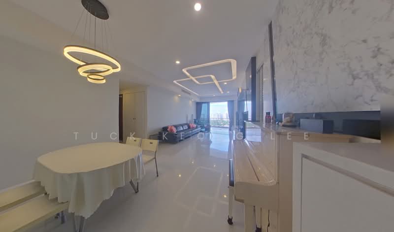 d'Leedon (Former Farrer Court), 3 Leedon Heights, 4 Bedrooms, 2,228 sqft, Condominium For Sale, by Tuck Keong Lee, 500232398 - Living Room - PropertyGuru.com.sg