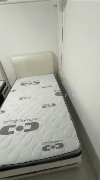 577 Ang Mo Kio Avenue 10, 577 Ang Mo Kio Avenue 10, Room Rental, 65 sqft, HDB Flat For Rent, by Joanne Peh, 500232399 - Bedroom - PropertyGuru.com.sg