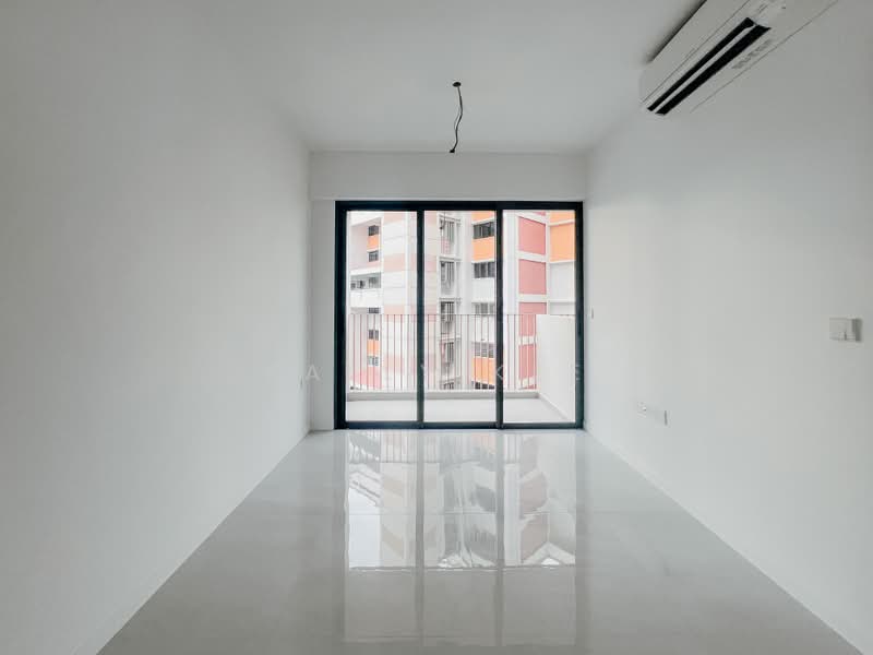 Riverfront Residences, 41 Hougang Avenue 7, 1 Bedroom, 463 sqft, Condominium For Sale, by Kally Kee, 500232429 - Living Room - PropertyGuru.com.sg