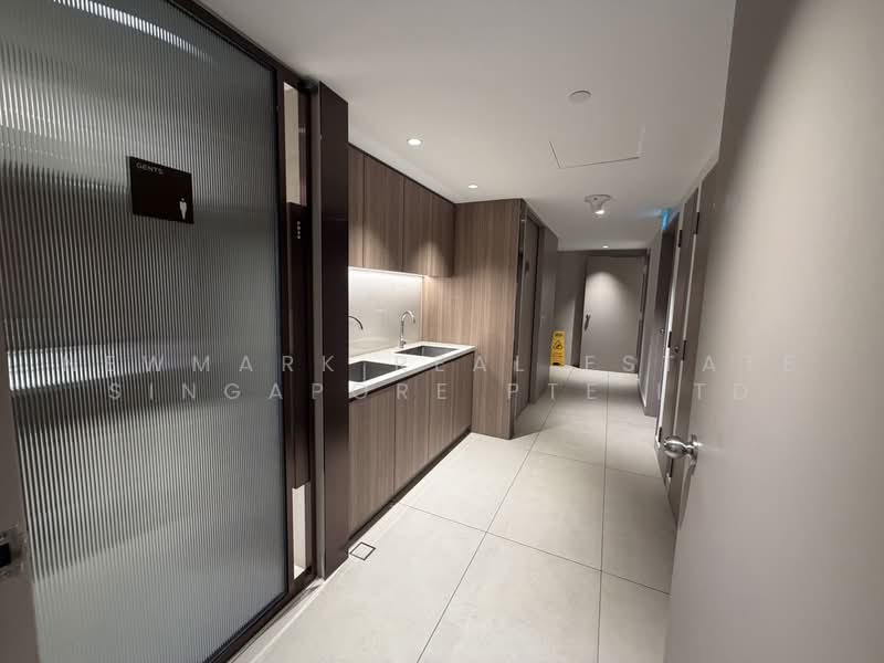 Republic Plaza, 9 Raffles Place, Boat Quay / Raffles Place / Marina, 9,688 sqft, Office For Rent, by LIM SIANG NOI KATHERINE, 500232431 - Corridor - CommercialGuru.com.sg