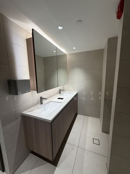 Republic Plaza, 9 Raffles Place, Boat Quay / Raffles Place / Marina, 9,688 sqft, Office For Rent, by LIM SIANG NOI KATHERINE, 500232431 - Bathroom - CommercialGuru.com.sg