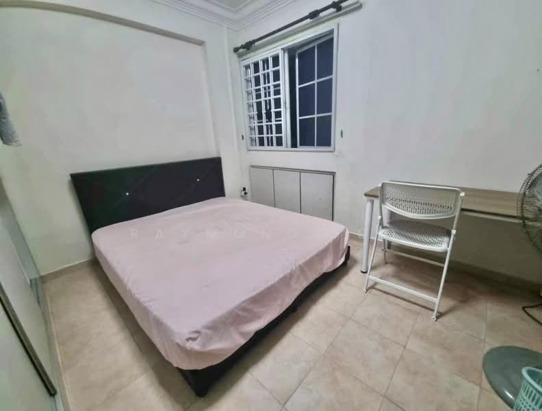 649 Woodlands Ring Road, 649 Woodlands Ring Road, 3 Bedrooms, 1,076 sqft, HDB Flat For Sale, by Raymond Foo, 500232435 - Bedroom - PropertyGuru.com.sg