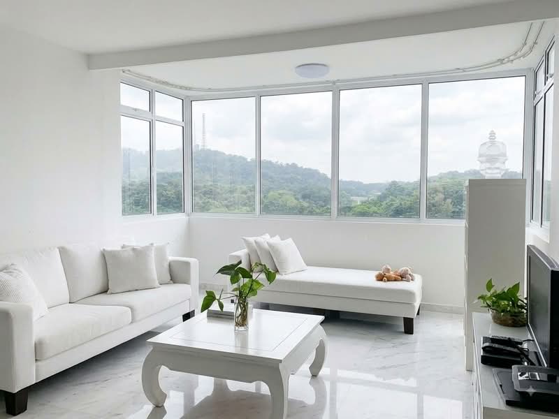Sherwood Towers, 3 Jalan Anak Bukit, 3 Bedrooms, 1,517 sqft, Apartment For Sale, by Amos Toh, 500232442 - Living Room - PropertyGuru.com.sg