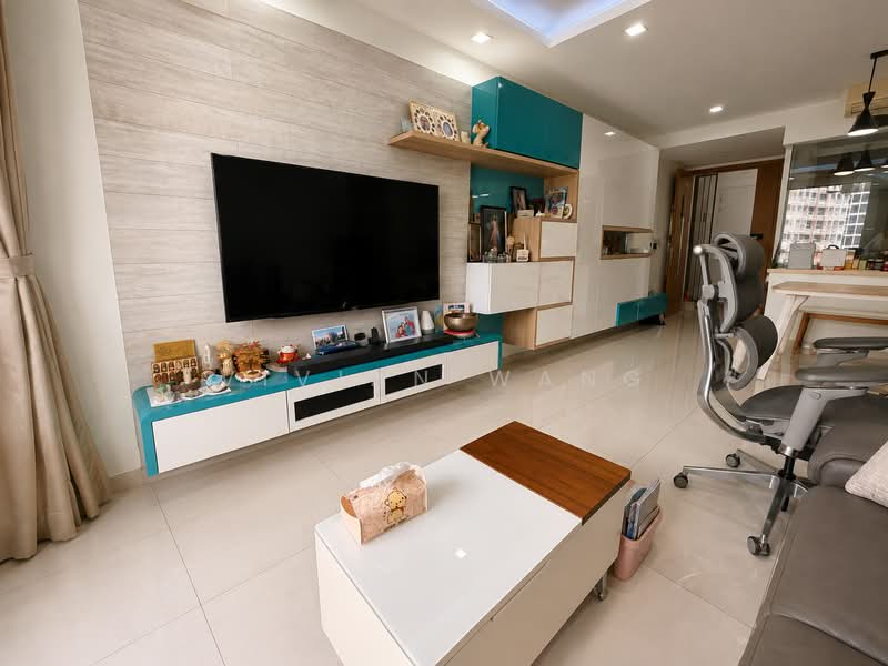 Prive, 33 Punggol Field, 3 Bedrooms, 1,055 sqft, Condominium For Sale, by Vivian Wang, 500232447 - Living Room - PropertyGuru.com.sg