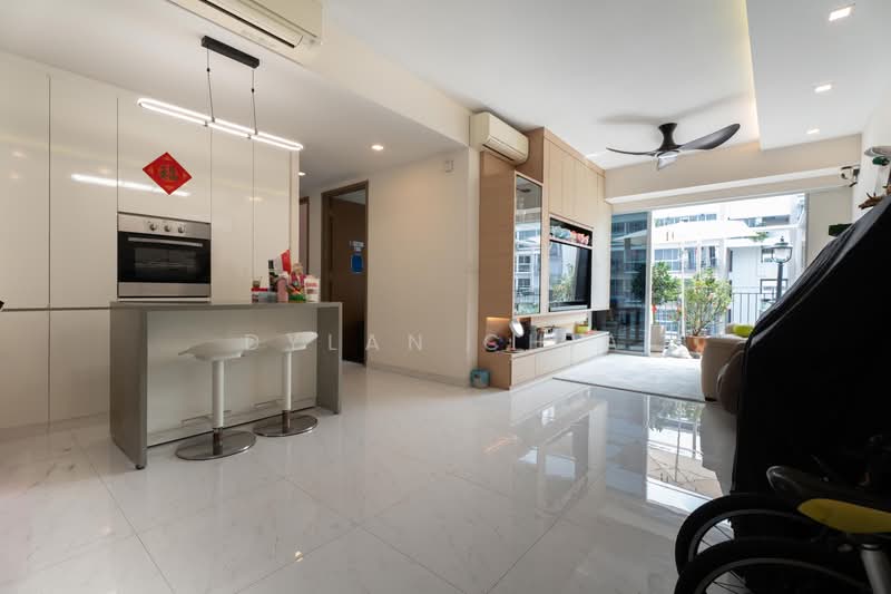 CityLife @ Tampines, , 3 Bedrooms, 1,259 sqft, Condominium For Sale, by Dylan Chia, 500232448 - Kitchen - PropertyGuru.com.sg