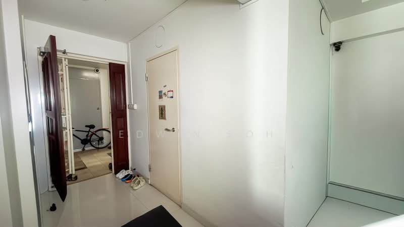 201D Punggol Field, 201D Punggol Field, 3 Bedrooms, 1,184 sqft, HDB Flat For Sale, by Edwin Soh, 500232468 - Entrance - PropertyGuru.com.sg