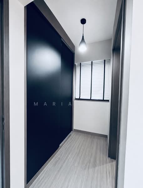 Bellewaters, 11 Anchorvale Crescent, 4 Bedrooms, 1,270 sqft, Condominium For Sale, by Maria Loh, 500232479 - walk in wardrobe - PropertyGuru.com.sg