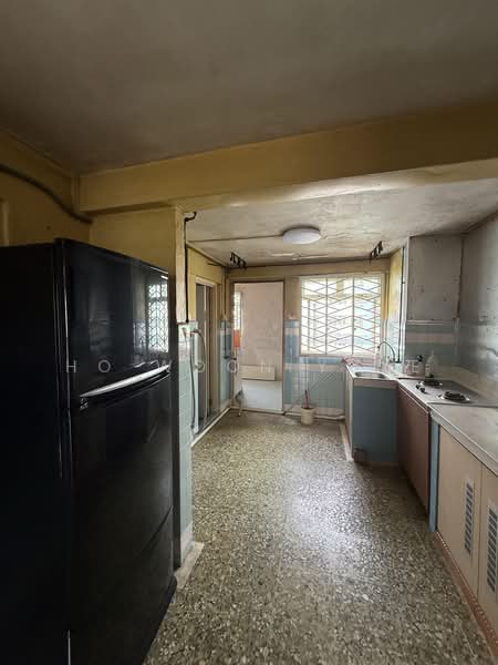 34 Whampoa West, 34 Whampoa West, 2 Bedrooms, 732 sqft, HDB Flat For Sale, by Ho Woon Yoke, 500232489 - Kitchen - PropertyGuru.com.sg
