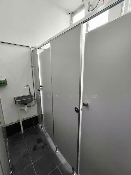 Loyang Way, , 15,155 sqft, Factory / Workshop (B2) For Sale, by Tony Liaw, 500232496 - Bathroom - CommercialGuru.com.sg