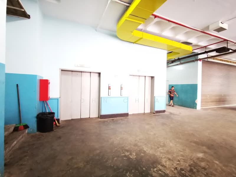 Valiant Industrial Building, 30 Kallang Pudding Road, 3,412 sqft, Light Industrial (B1) For Rent, by John Chia, 500232497 - Corridor - CommercialGuru.com.sg