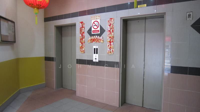 Valiant Industrial Building, 30 Kallang Pudding Road, 3,412 sqft, Light Industrial (B1) For Rent, by John Chia, 500232497 - Corridor - CommercialGuru.com.sg