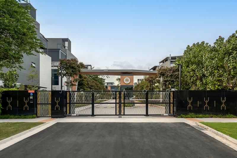Belgravia Ace, 100 Belgravia Drive, 6 Bedrooms, 4,058 sqft, Semi-Detached House For Sale, by Jessica Ong, 500232504 - Exterior - PropertyGuru.com.sg