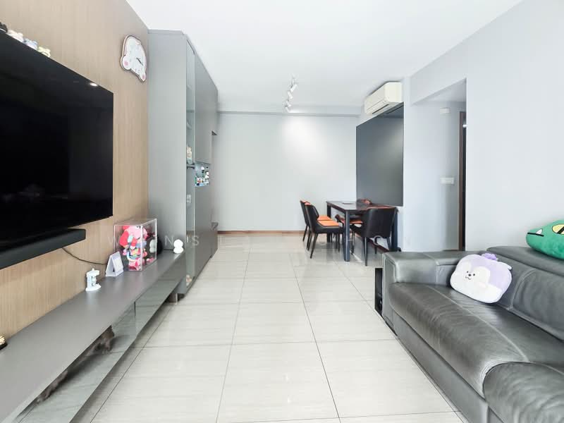 FLO Residence, 11 Punggol Field Walk, 3 Bedrooms, 969 sqft, Condominium For Sale, by Wynstan Chong, 500232523 - Living Room - PropertyGuru.com.sg