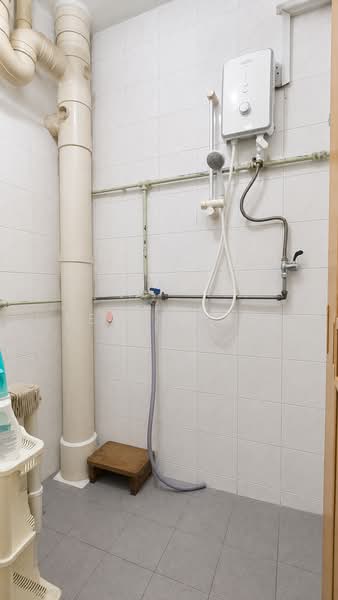 120 Bukit Merah View, 120 Bukit Merah View, 3 Bedrooms, 947 sqft, HDB Flat For Sale, by Kevin Yeo, 500232524 - Bathroom - PropertyGuru.com.sg