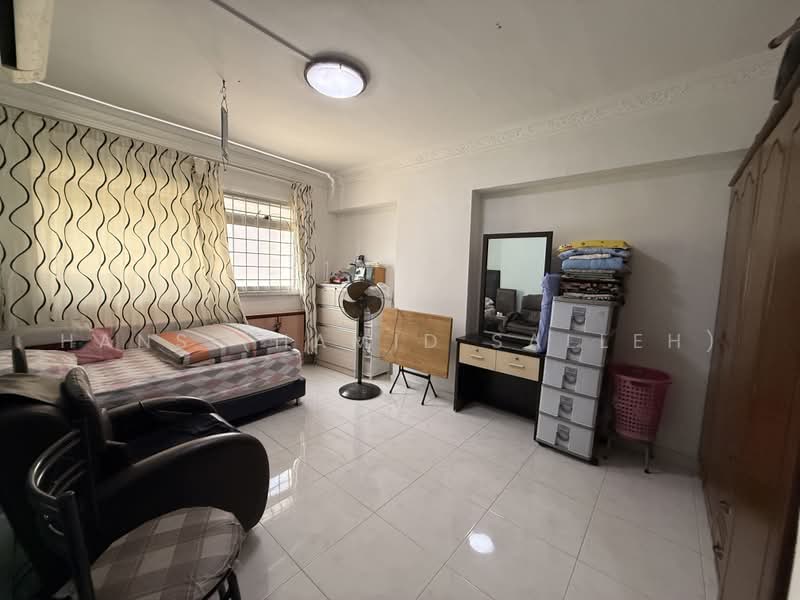 846 Jurong West Street 81, 846 Jurong West Street 81, 3 Bedrooms, 1,453 sqft, HDB Flat For Sale, by Hans (Hamid Salleh), 500232525 - Bedroom - PropertyGuru.com.sg