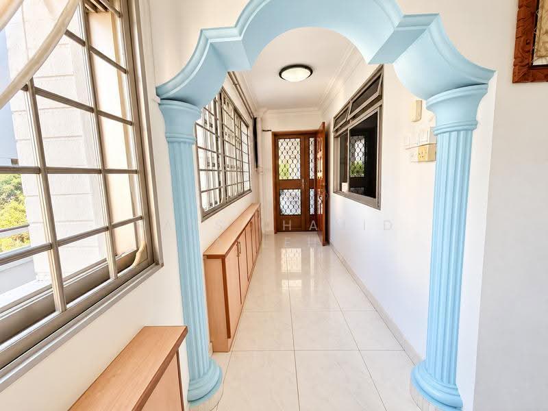 846 Jurong West Street 81, 846 Jurong West Street 81, Boon Lay / Jurong / Tuas, 3 Bedrooms, 1,453 sqft, HDB Flat For Sale, by Hans (Hamid Salleh), 500232525 - Corridor - PropertyGuru.com.sg