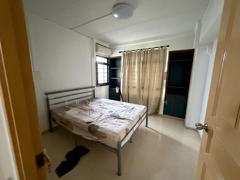 664 Jurong West Street 64, 664 Jurong West Street 64, 3 Bedrooms, 969 sqft, HDB Flat For Rent, by Ernest Goh, 500232535 - Bedroom - PropertyGuru.com.sg