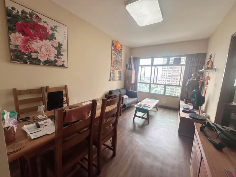292A Bukit Batok East Avenue 6, 292A Bukit Batok East Avenue 6, 1 Bedroom, 505 sqft, HDB Flat For Sale, by Sandy Hong, 500232538 - Living Room - PropertyGuru.com.sg