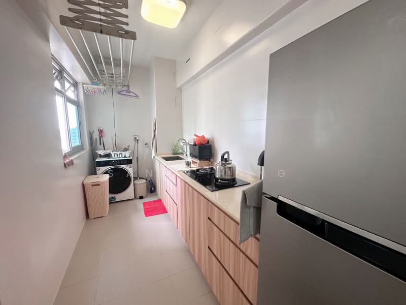 292A Bukit Batok East Avenue 6, 292A Bukit Batok East Avenue 6, 1 Bedroom, 505 sqft, HDB Flat For Sale, by Sandy Hong, 500232538 - Kitchen - PropertyGuru.com.sg