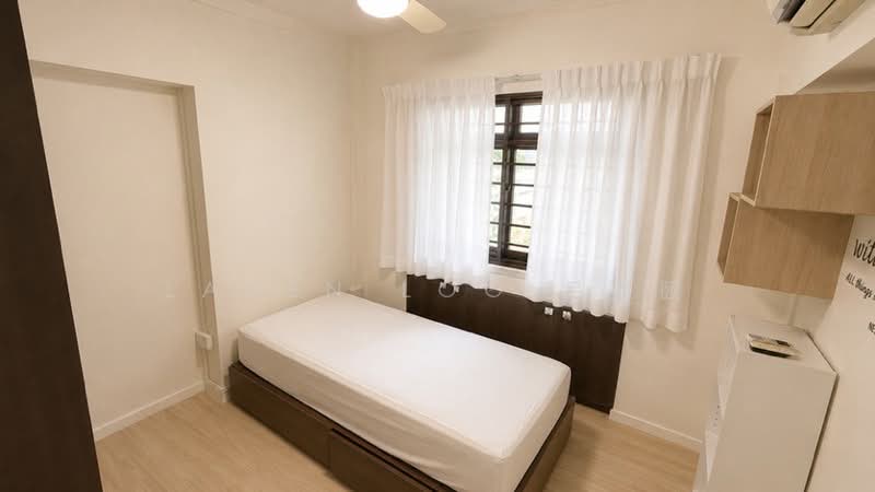 56 Strathmore Avenue, 56 Strathmore Avenue, 4 Bedrooms, 1,184 sqft, HDB Flat For Sale, by Laven Loo 吕欣颐, 500232540 - PropertyGuru.com.sg