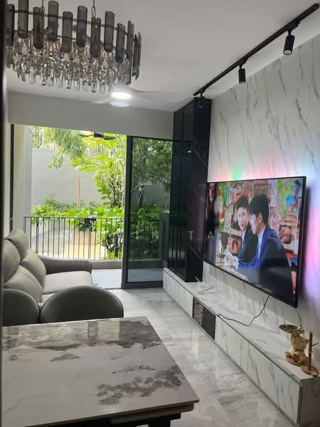 Affinity At Serangoon, , 1 Bedroom, 646 sqft, Condominium For Sale, by Alvin Tay, 500232544 - Living Room - PropertyGuru.com.sg