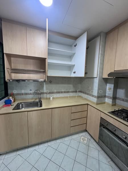 Hillview Green, 61 Hume Avenue, 2 Bedrooms, 980 sqft, Condominium For Rent, by JIMMY, 500232551 - Kitchen - PropertyGuru.com.sg