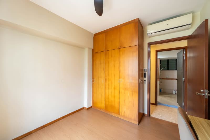 Woodsvale, 9 Woodlands Drive 72, 3 Bedrooms, 1,238 sqft, Condominium For Sale, by Carol Gan, 500232553 - Interior - PropertyGuru.com.sg