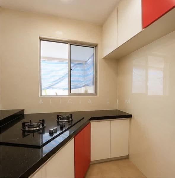 Corner Terrace Freehold along Marshall Road District 15, Marshall Road, East Coast / Marine Parade, 6 Bedrooms, 3,811 sqft, Corner Terrace For Sale, by Alicia Lim, 500232560 - Kitchen - PropertyGuru.com.sg