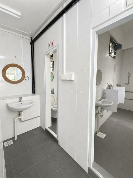 100 sims avenue, , 1,650 sqft, Food & Beverage For Rent, by Phua Choon Teck Sunny, 500232568 - Bathroom - CommercialGuru.com.sg