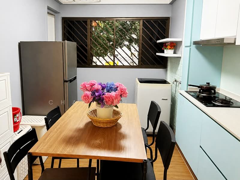 534 Ang Mo Kio Avenue 10, 534 Ang Mo Kio Avenue 10, 2 Bedrooms, 732 sqft, HDB Flat For Sale, by Chal Sulaiman, 500232575 - Kitchen - PropertyGuru.com.sg