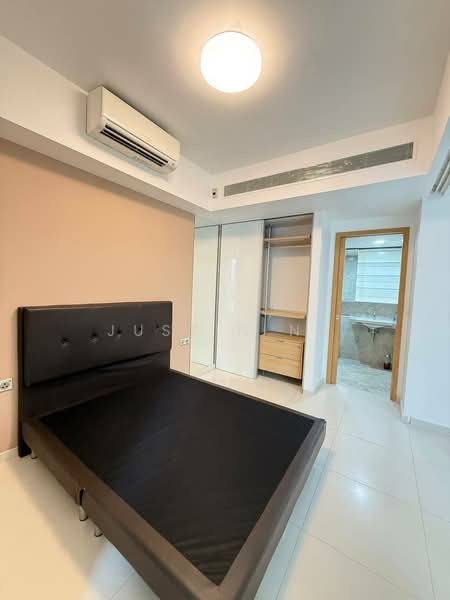 One Shenton, 1 Shenton Way, 1 Bedroom, 592 sqft, Condominium For Rent, by Justin Ng, 500232576 - Bedroom - PropertyGuru.com.sg