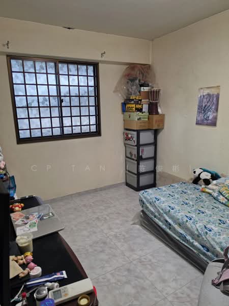 1 Hougang Avenue 3, 1 Hougang Avenue 3, 2 Bedrooms, 635 sqft, HDB Flat For Sale, by CP Tan (陈俊彬), 500232579 - Bedroom - PropertyGuru.com.sg