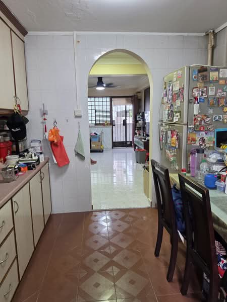 1 Hougang Avenue 3, 1 Hougang Avenue 3, 2 Bedrooms, 635 sqft, HDB Flat For Sale, by CP Tan (陈俊彬), 500232579 - Kitchen - PropertyGuru.com.sg