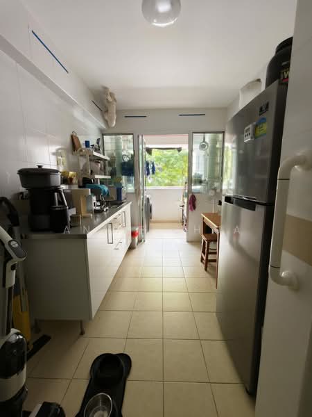 431B Yishun Avenue 1, 431B Yishun Avenue 1, 3 Bedrooms, 990 sqft, HDB Flat For Rent, by Annie Chua, 500232594 - Kitchen - PropertyGuru.com.sg