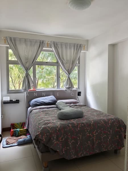 431B Yishun Avenue 1, 431B Yishun Avenue 1, 3 Bedrooms, 990 sqft, HDB Flat For Rent, by Annie Chua, 500232594 - Bedroom - PropertyGuru.com.sg