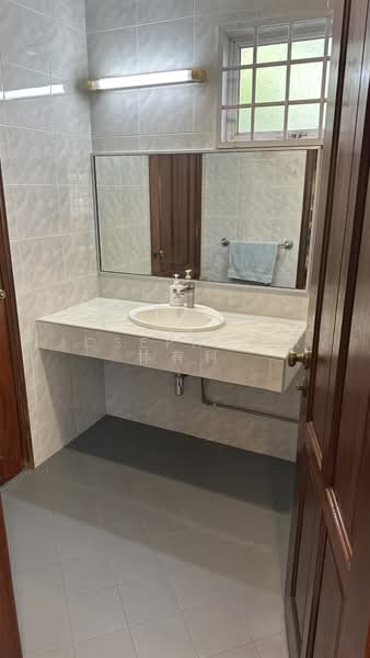 carlisle road, , Room Rental, 200 sqft, Corner Terrace For Rent, by Joseph Lim 林有利, 500232604 - Bathroom - PropertyGuru.com.sg