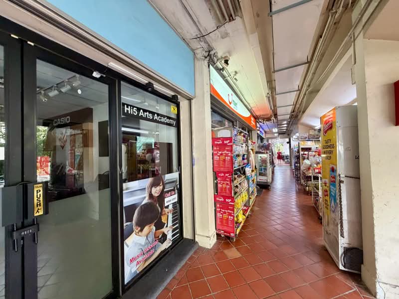 60 Telok Blangah Heights, 60 Telok Blangah Heights, 3 Bedrooms, 871 sqft, HDB Flat For Sale, by Winnie Wu, 500232605 - Convenient Store - PropertyGuru.com.sg