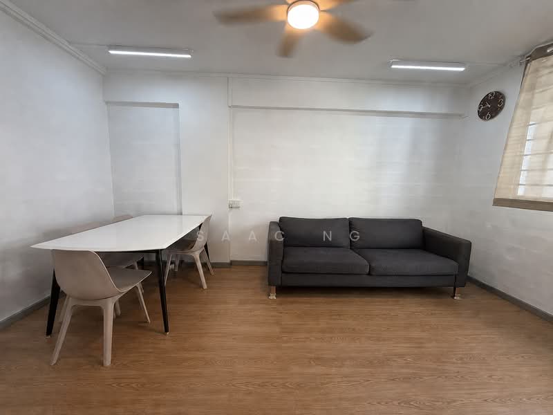 38 Beo Crescent, 38 Beo Crescent, 3 Bedrooms, 635 sqft, HDB Flat For Rent, by Isaac Ng, 500232611 - Living Room - PropertyGuru.com.sg