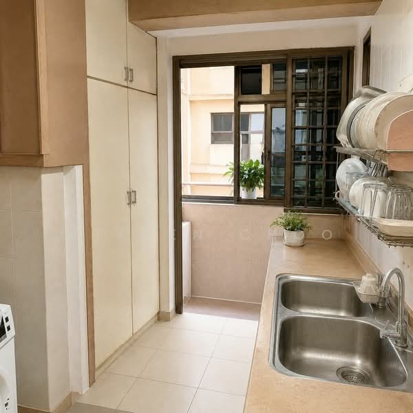 45 Sims Drive, 45 Sims Drive, 2 Bedrooms, 700 sqft, HDB Flat For Sale, by Steven Choo, 500232612 - Kitchen - PropertyGuru.com.sg
