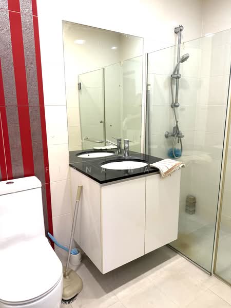 Grande Vista, 22 Cactus Drive, 3 Bedrooms, 2,024 sqft, Condominium For Sale, by Fiona Wang, 500232617 - Bathroom - PropertyGuru.com.sg