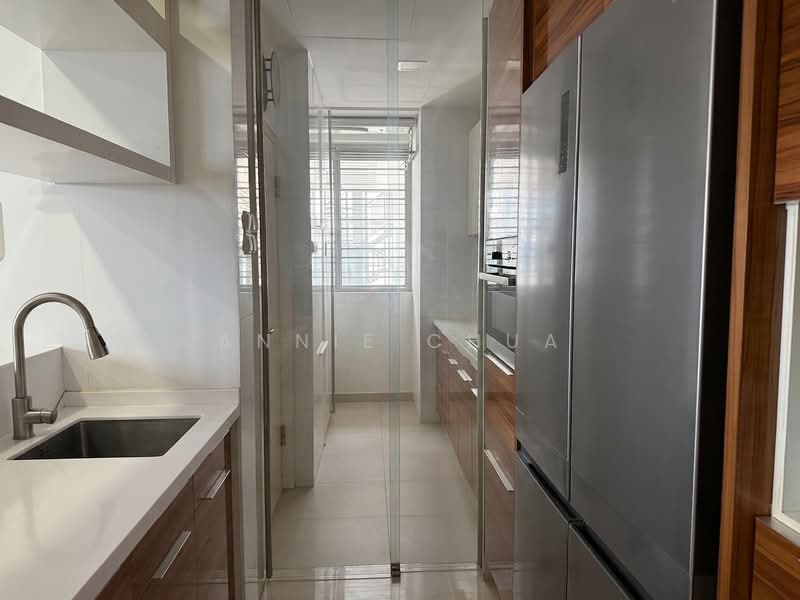 Jardin, 966 Dunearn Road, 3 Bedrooms, 1,098 sqft, Condominium For Sale, by Annie Chua, 500232621 - Kitchen - PropertyGuru.com.sg