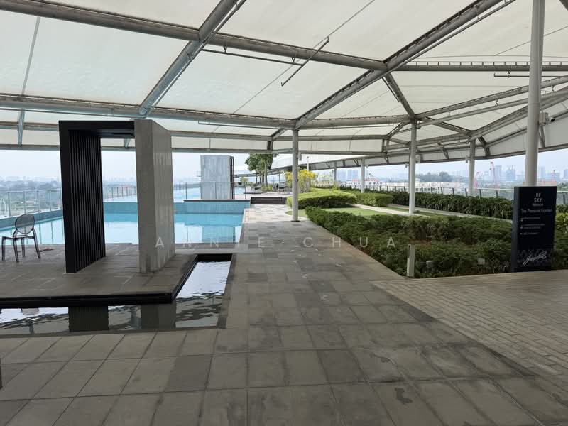 Jardin, 966 Dunearn Road, 3 Bedrooms, 1,098 sqft, Condominium For Sale, by Annie Chua, 500232621 - Pool - PropertyGuru.com.sg